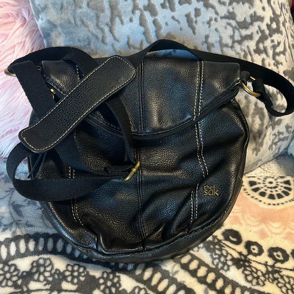 SAK Soft Black Leather Shoulder Bag